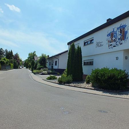 Gaestehaus Mueller Bad Schönborn Zewnętrze zdjęcie